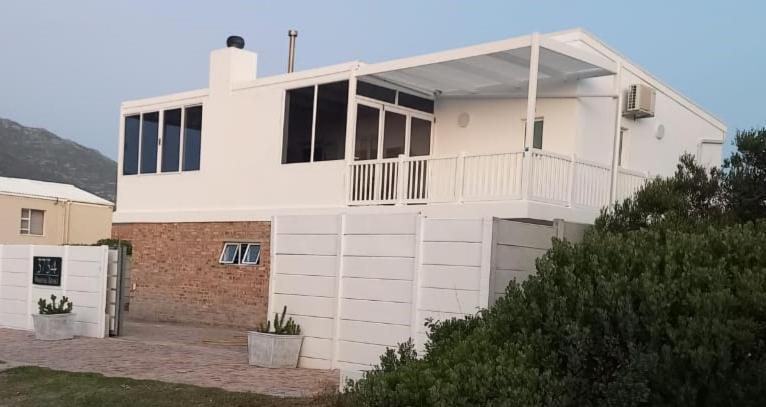 Nivenia Beach House Беттис-Бей Экстерьер фото