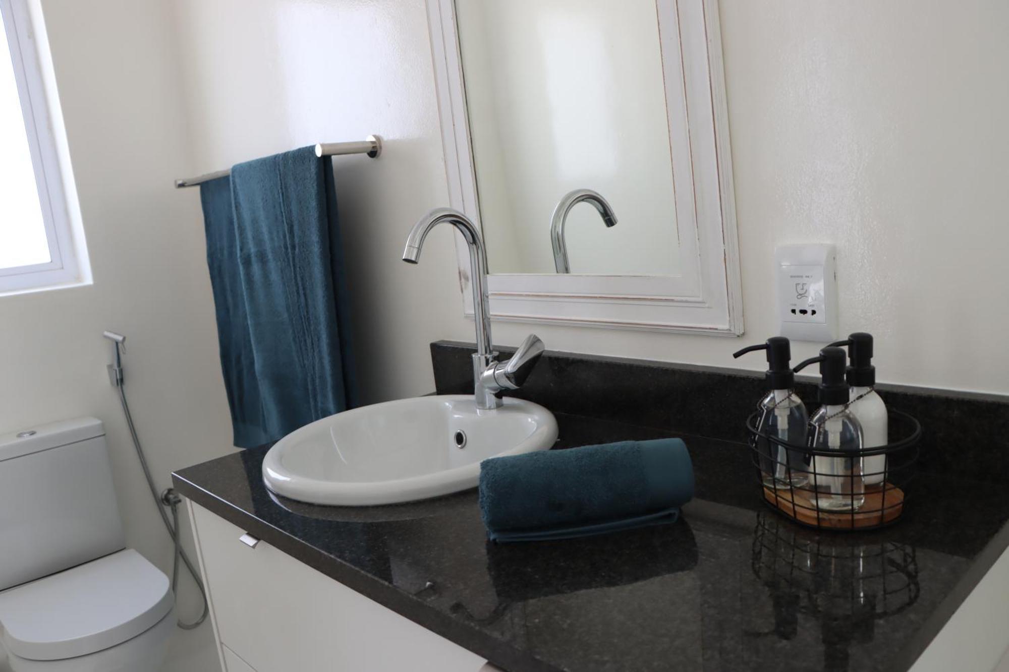 Nivenia Beach House Беттис-Бей Экстерьер фото