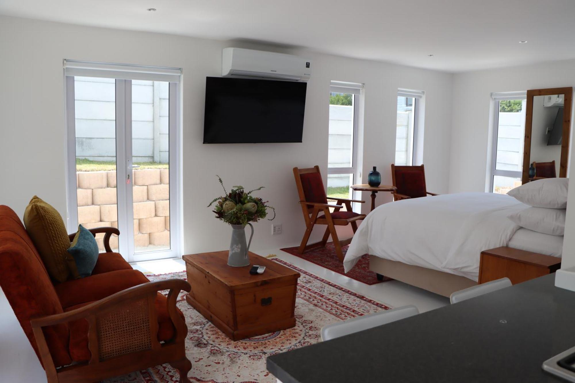 Nivenia Beach House Беттис-Бей Экстерьер фото